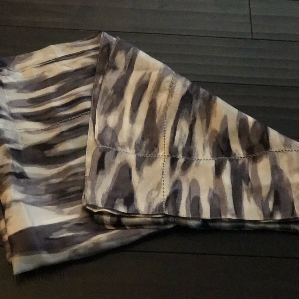 Cold water creek scarf